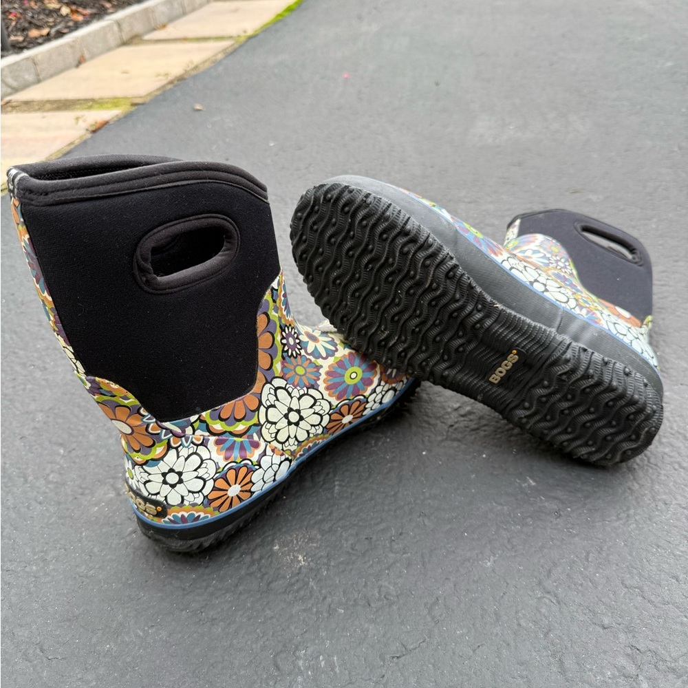 Bogs Multicolor Floral Winter & Rain Boots - Picture 2 of 4